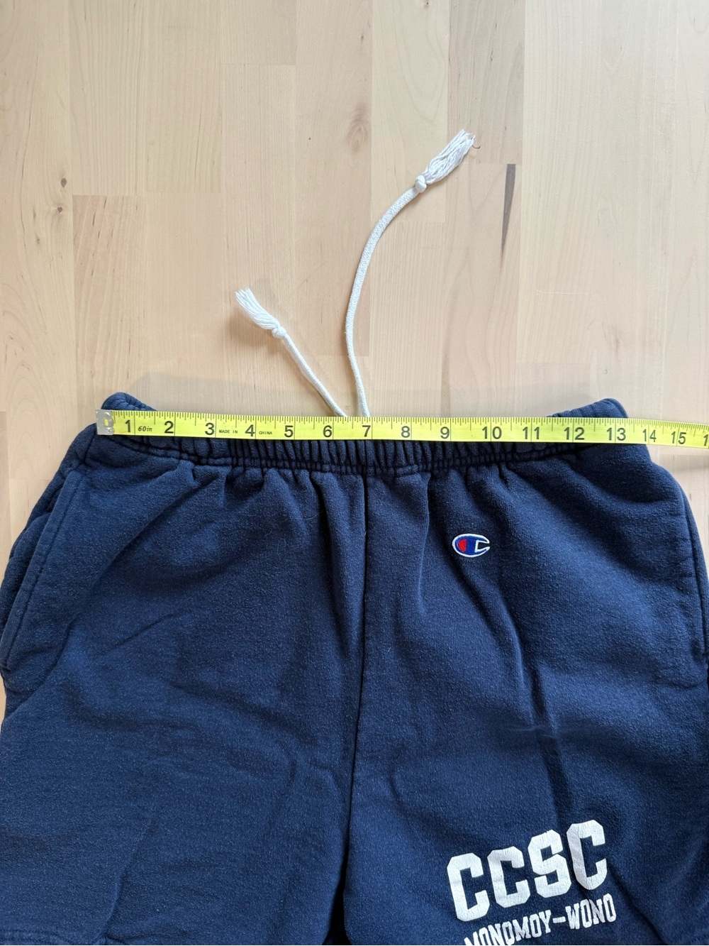 Vintage Champion Dark Blue sweat shorts - Picture 4 of 4
